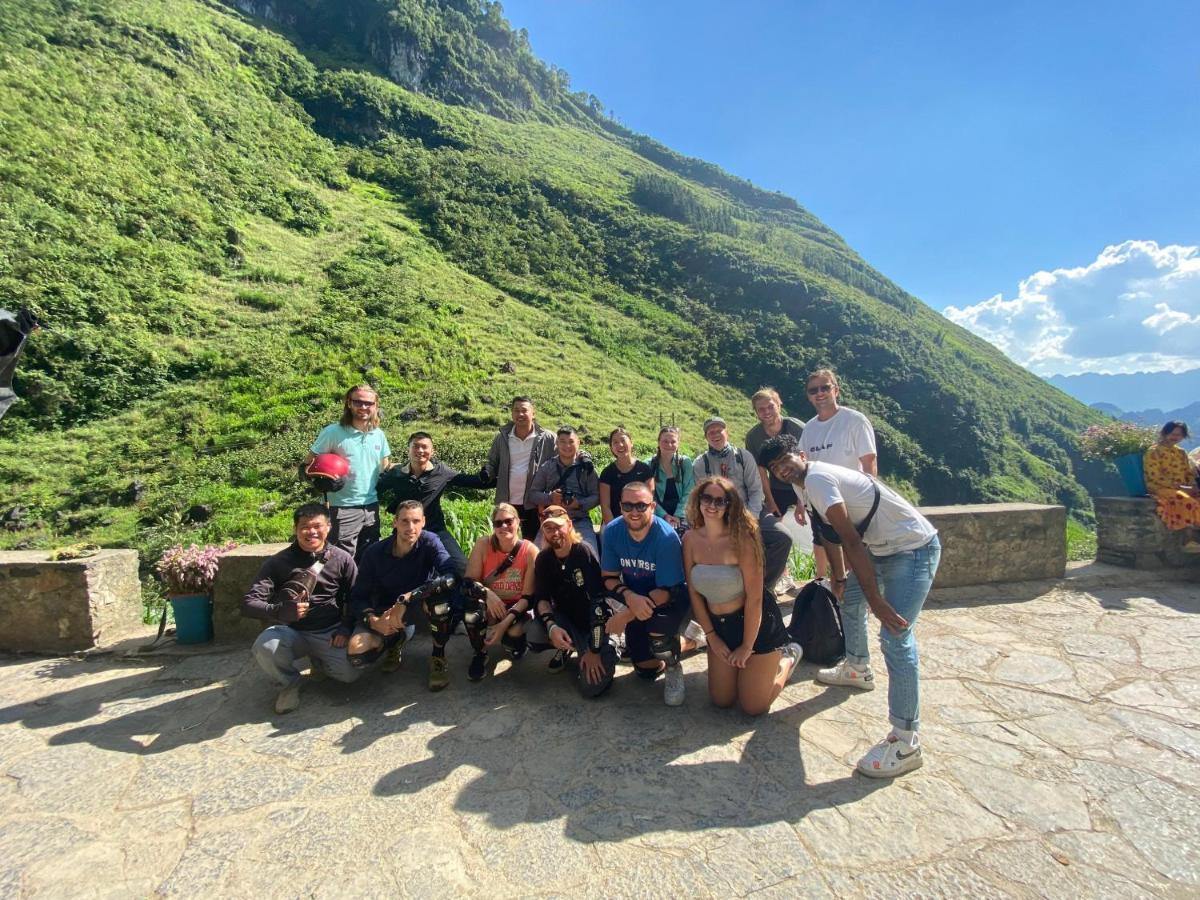 Ha Giang Loop Hostel & Tours Bagian luar foto