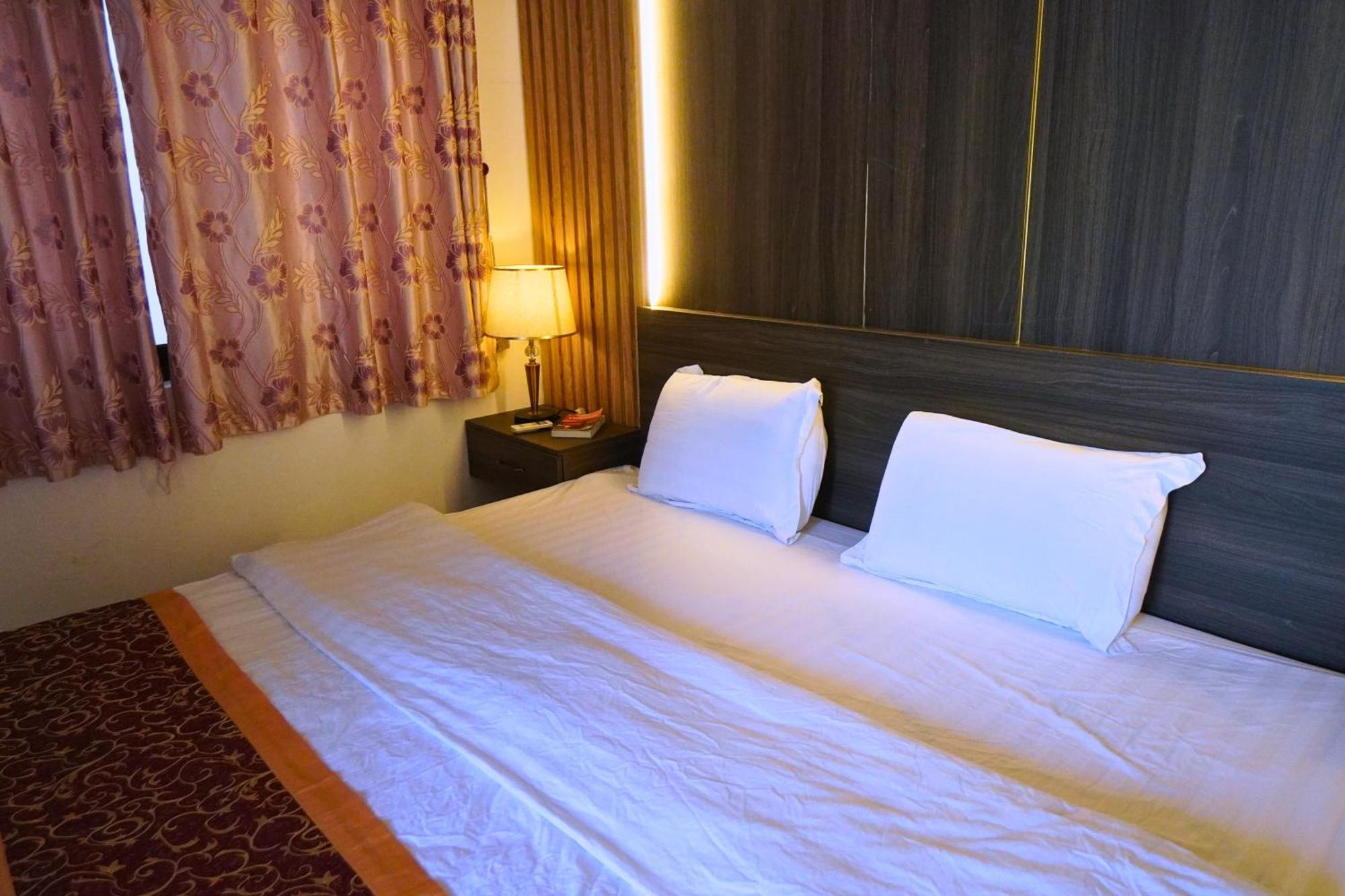 Ha Giang Loop Hostel & Tours Bagian luar foto